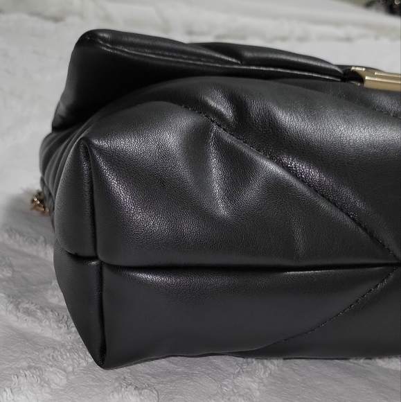 Zara Quilted Puffy Flap Bag with Chain and Leather Shoukder Strap - Picture 7 of 16